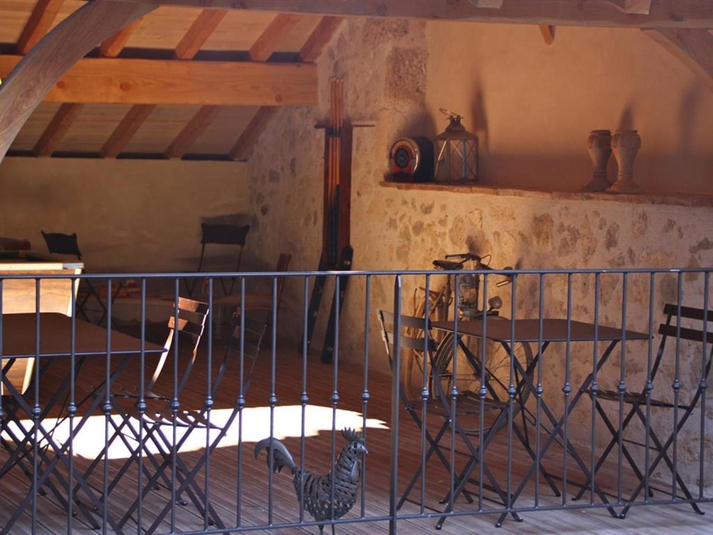 ホテルDu Cote De Chez Jeanne Fourcès エクステリア 写真